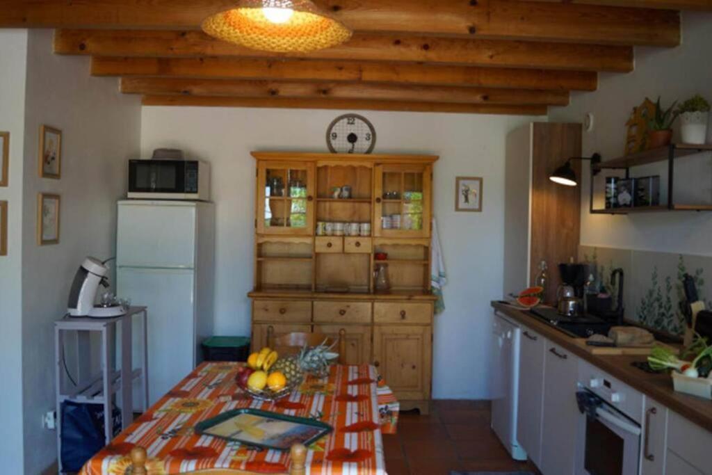Gite Rural Saint-Pierre-sur-Dropt Екстер'єр фото