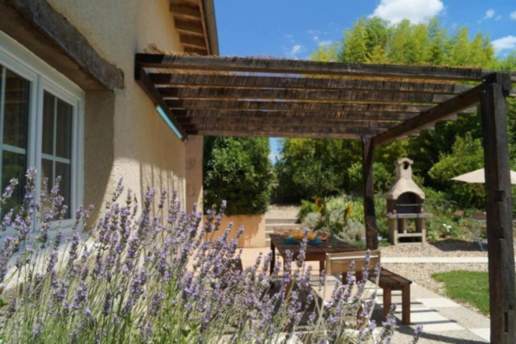 Gite Rural Saint-Pierre-sur-Dropt Екстер'єр фото